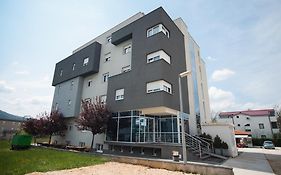 Hotel Lux